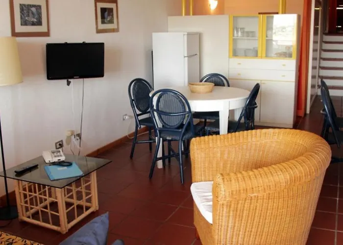 Portolaconia Apartahotel Cannigione