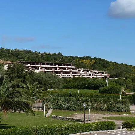 Portolaconia Aparthotel