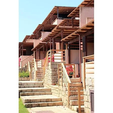 Aparthotel Portolaconia