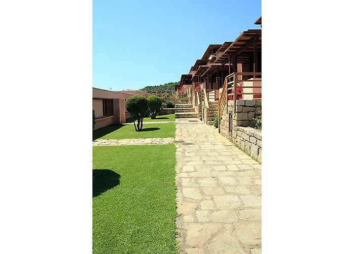Portolaconia Aparthotel 3*
